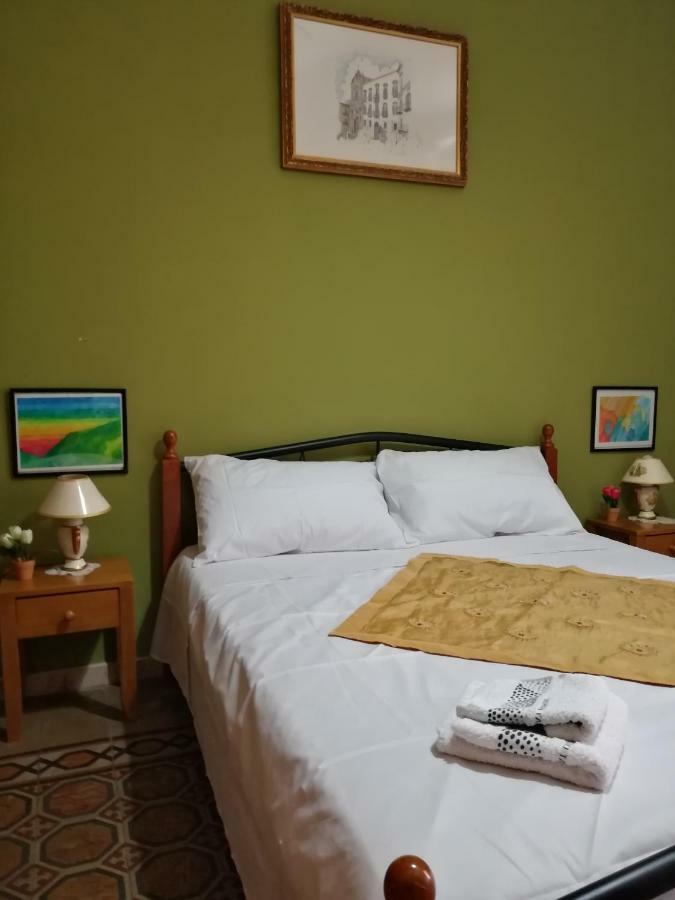 La Casa Del Corso Bed & Breakfast Aragona Exterior photo